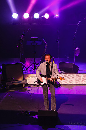 Huey Lewis and the News-0613